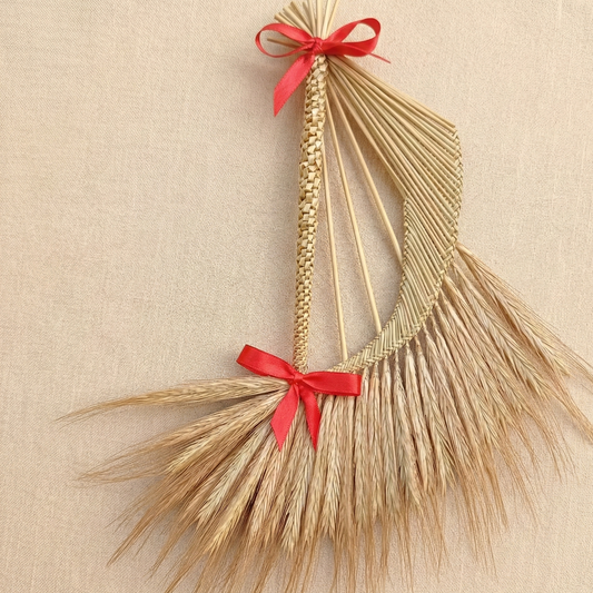 Rustic farmhouse holiday ornament woven straw harp design