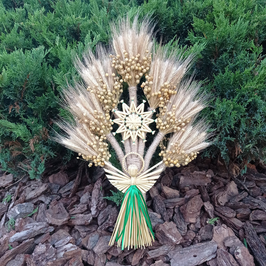 Traditional Ukrainian didukh. Wheat bouquet. Straw wall ornaments. Natural dried flower arrangement. Rustic hanging decor. Housewarming gift.