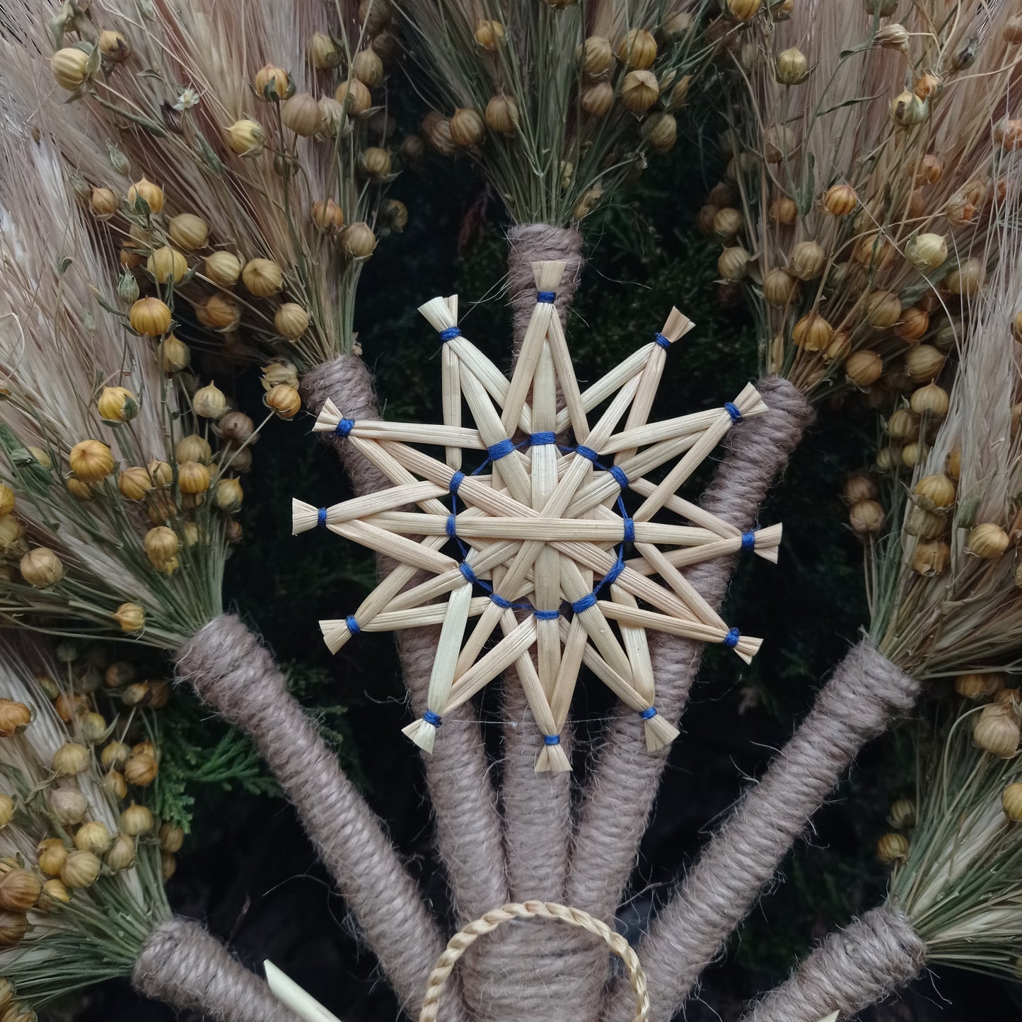 Traditional Ukrainian didukh. Wheat bouquet. Straw wall ornaments. Natural dried flower arrangement. Rustic hanging decor. Housewarming gift.